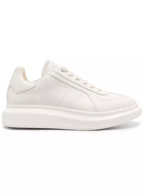 Alexander McQueen Oversized Retro sneakers Men 0113